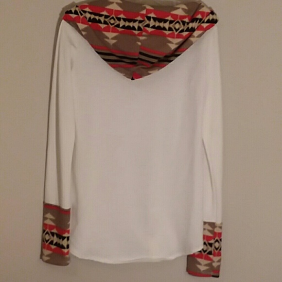 Mon Ami hooded top with knit cuffs and hoo… - Picture 3 of 6